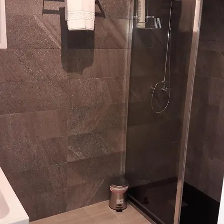 Guesting Velazquez * 加的斯