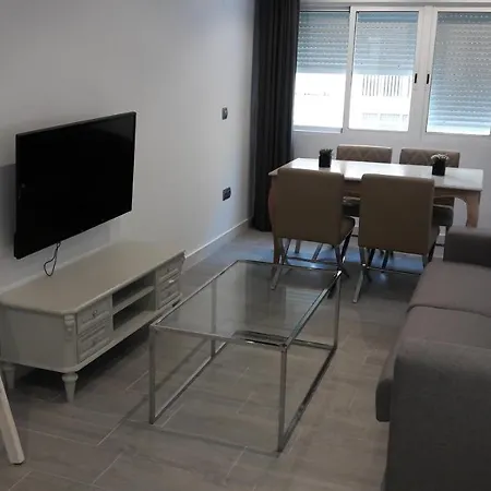 Guesting Velazquez Apartamento Cádis